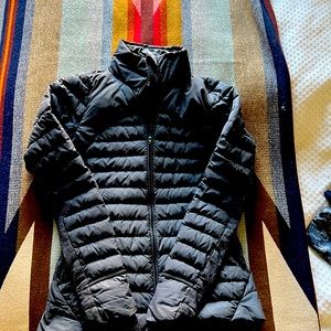 Lululemon size 6 herringbone black front zip down jacket